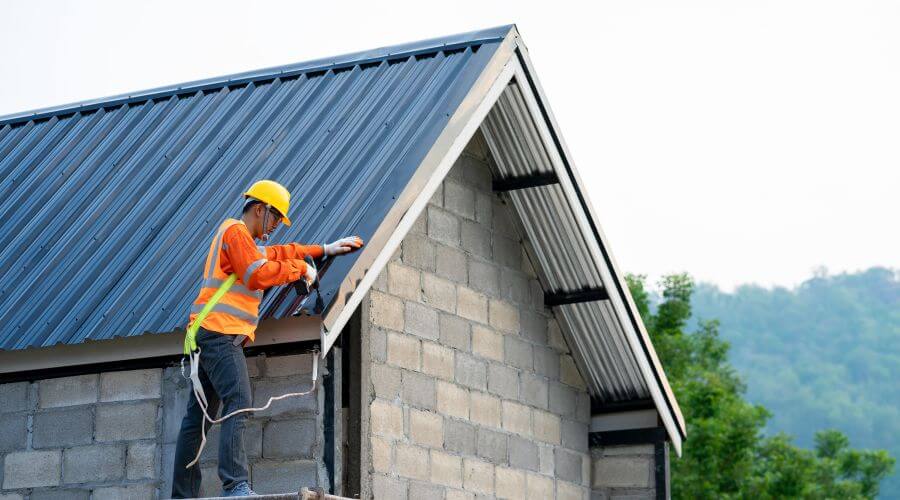 Professional residential roofers in Pierpont, OH